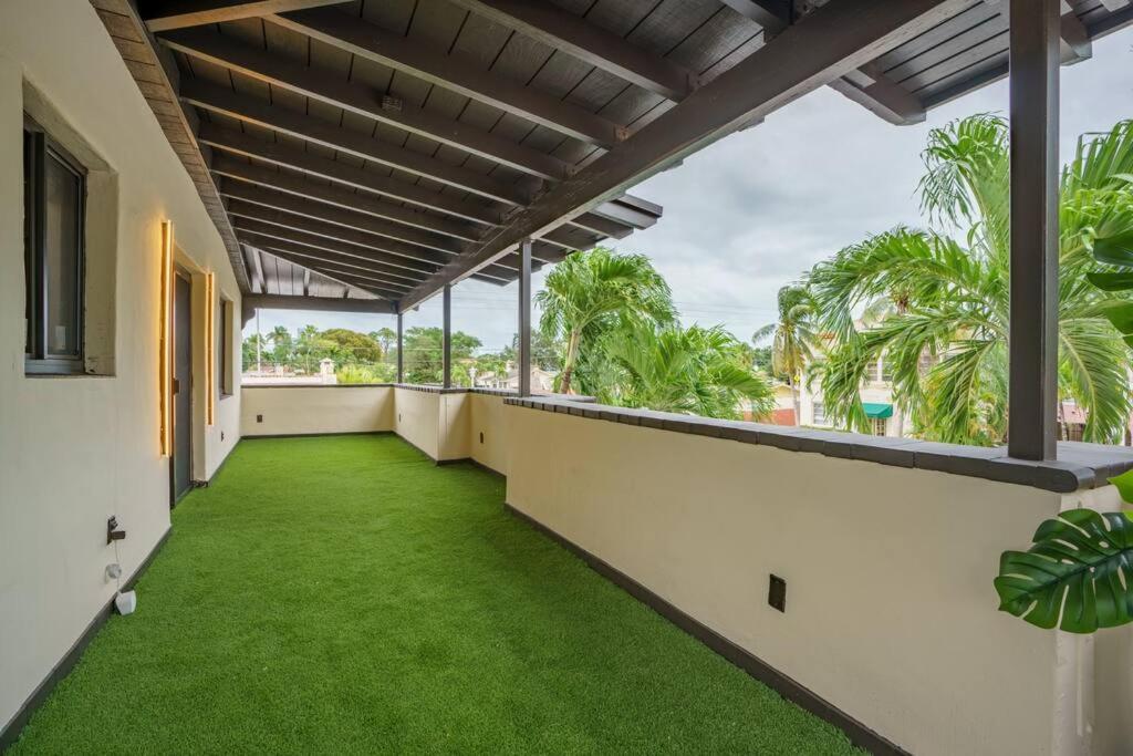 New! Miami & Calle Ocho Simpson'S Funhouse! Dış mekan fotoğraf