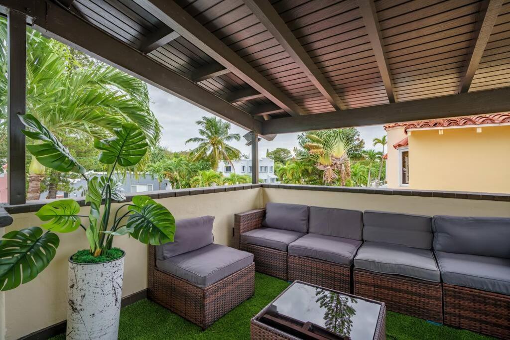 New! Miami & Calle Ocho Simpson'S Funhouse! Dış mekan fotoğraf